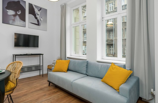 Apartment Poznan Matejki by Renters