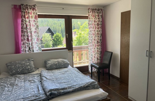 Apartamento-Baño Privado-Balcón