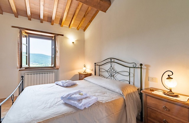 Apartamento "Pugnano Alto - Castagna" con piscina compartida y Wi-Fi