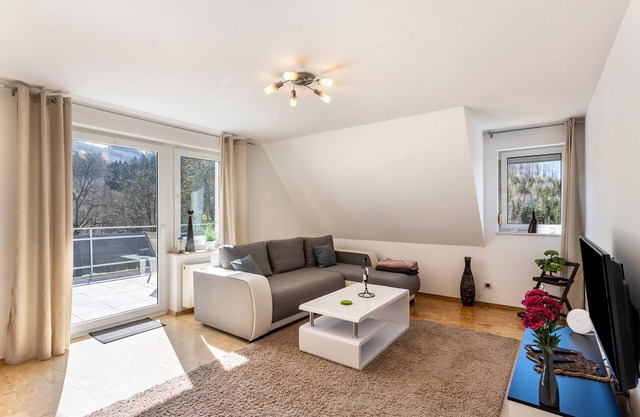 Apartamento 'Raus Aufs Land' con balcón y Wi-Fi