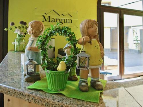Apartment Residenza Chesa Margun 45-3 by Interhome