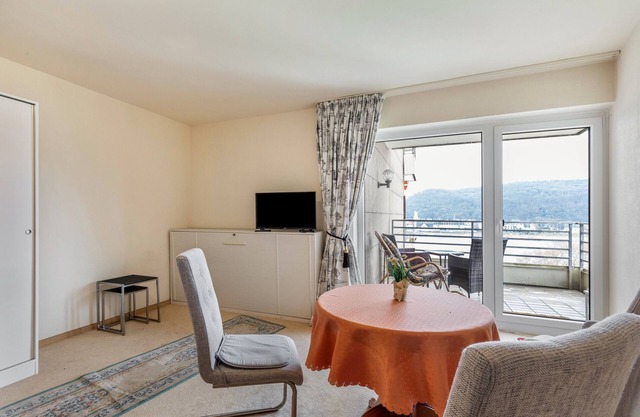 Apartamento 'Rheinapartment Dependance 8' con balcón y Wi-Fi