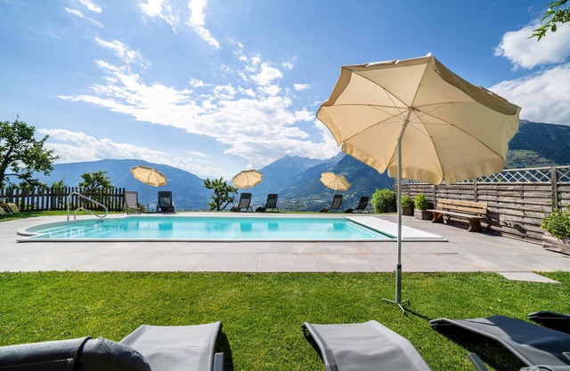 Apartamento 'Roath Hof 3' con vistas a la montaña, jardín compartido y Wi-Fi