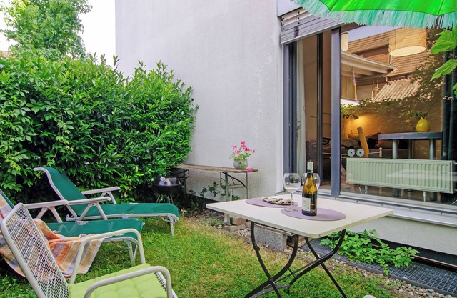 Apartamento 'Studio-in Der Atelierhaus' con jardín privado y Wi-Fi