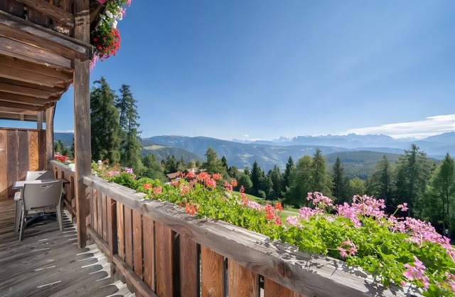 Apartamento 'Stücklhof Wohnung Rose' con vistas a la montaña, jardín compartido y Wi-Fi