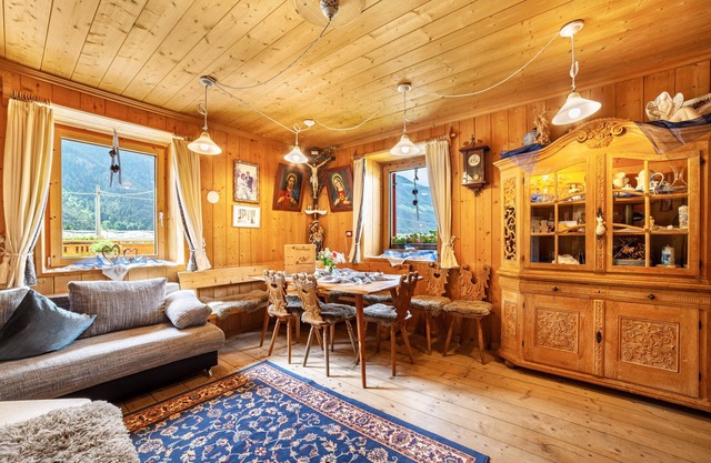Apartamento "Sagschneiderhof Golden Delicious" con vistas a la montaña y Wi-Fi