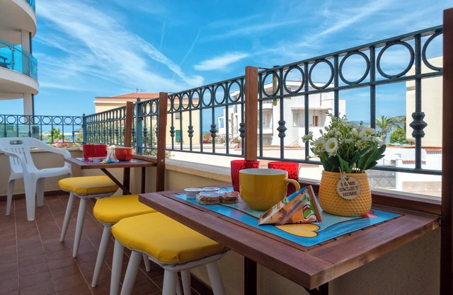 Apartamento San Giovanni Lido cerca de la playa con vista al mar, Wi-Fi y balcón