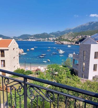 Apartment Sara with seaview