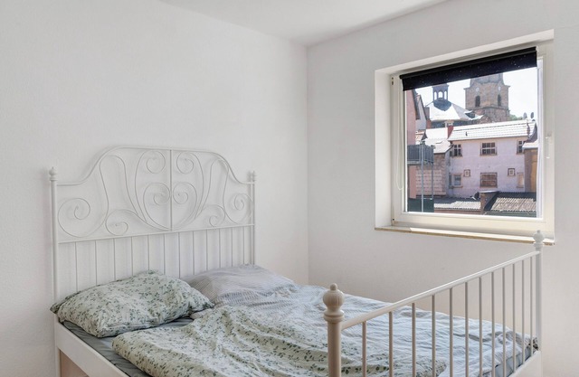 Apartamento 'Schöne 2-Raum-wohnung Im Zentrum' con Wi-Fi