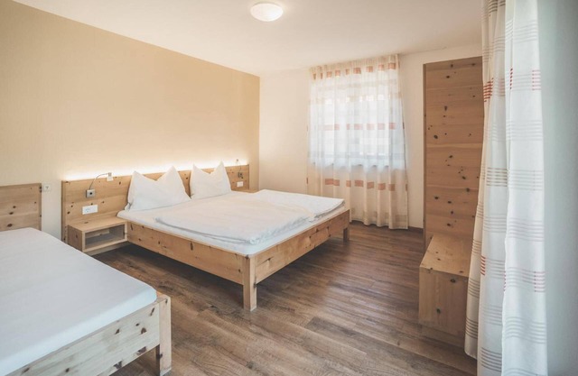 Apartamento 'Schnatzhof Typ C1' con vistas a la montaña, piscina compartida y Wi-Fi