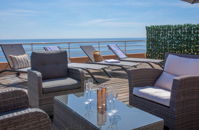 Apartamento 'Vistas al mar' con Wi-Fi y aire acondicionado