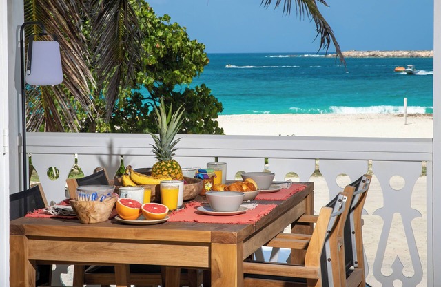 Vista plana al mar, playa de Orient Bay