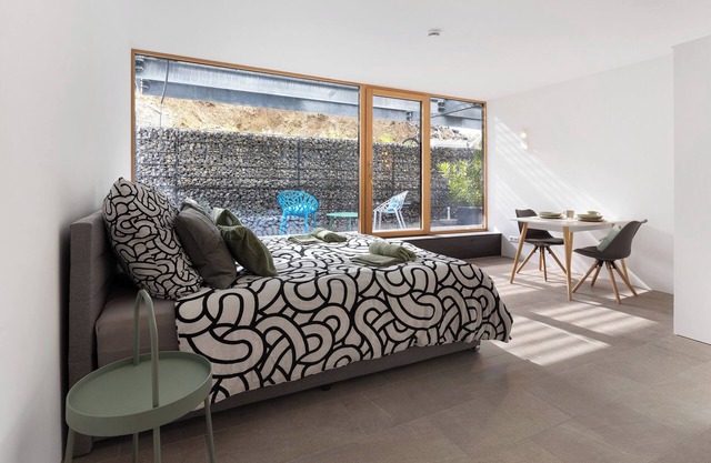 Apartamento 'Seenahes In Öhningen' con terraza privada y Wi-Fi