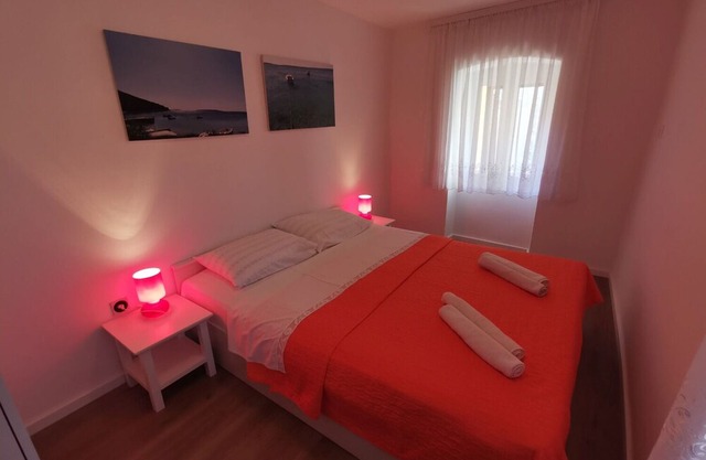 Apartment Serenity - free parking A2(2) - Stivan, Island Cres, Croatia