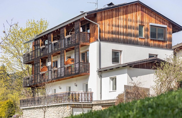 Apartamento 'Silbernagl Terrasse - Blick Zum See' con terraza compartida y Wi-Fi