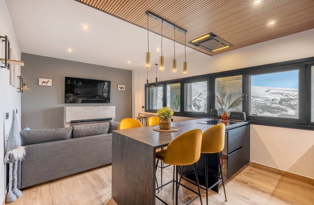 Apartamento 'Siroko Suite 32C' con vistas a la montaña y Wi-Fi