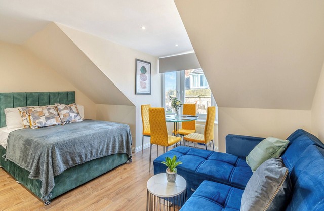 Apartment Six - UK44288