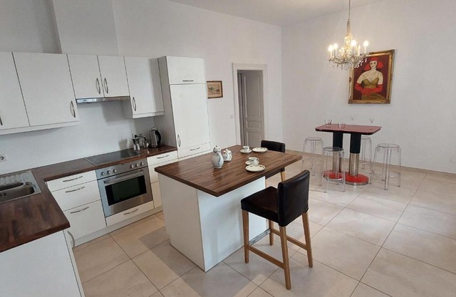 Apartment Sobieskiplatz by Interhome