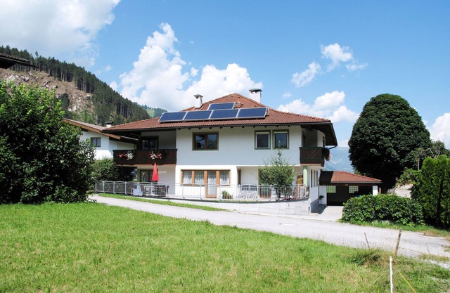 Apartamento Sonne by Interhome