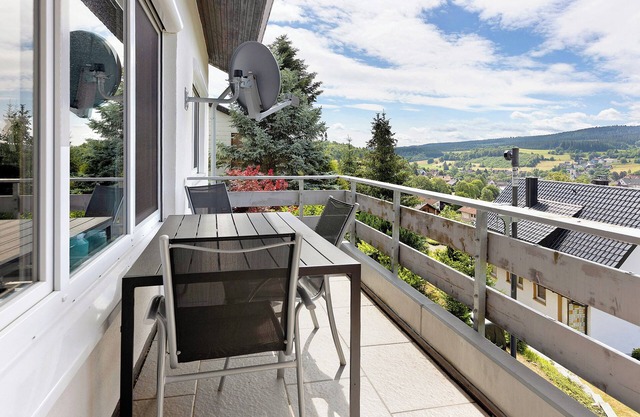 Apartamento 'Sonnenblick' con vistas a la montaña, balcón y Wi-Fi