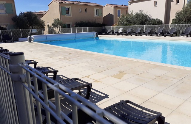 Apartamento 'Sous Le Soleil Des Alpilles' con vistas a la montaña, Wi-Fi y aire acondicionado