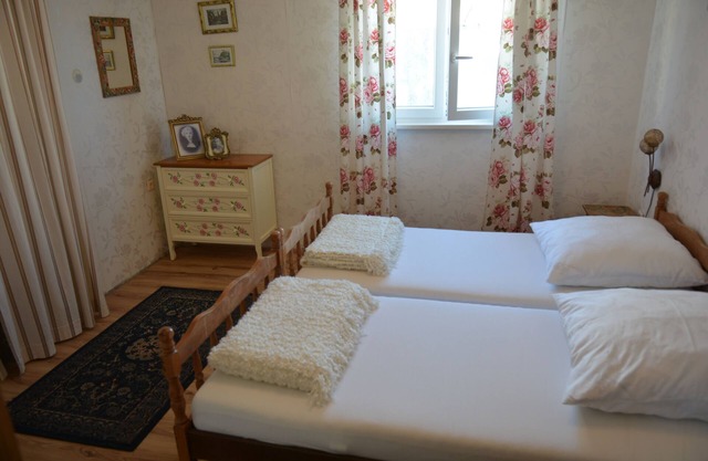 Apartamento Srsen para 7 personas en Kuciste, a solo 100 m del mar
