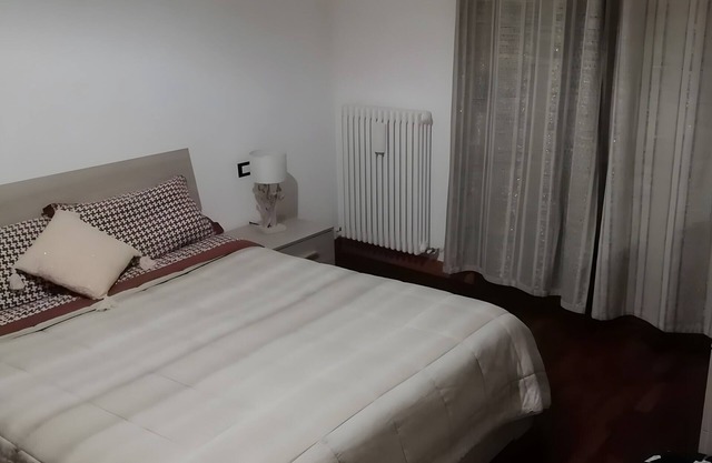 Apartamento 'Station's Home' con terraza privada y Wi-Fi
