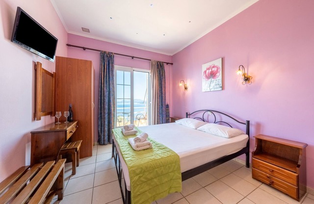 Apartamento 'Stefanos Place Studio Sea View 7' con vistas al mar, Wi-Fi y aire acondicionado