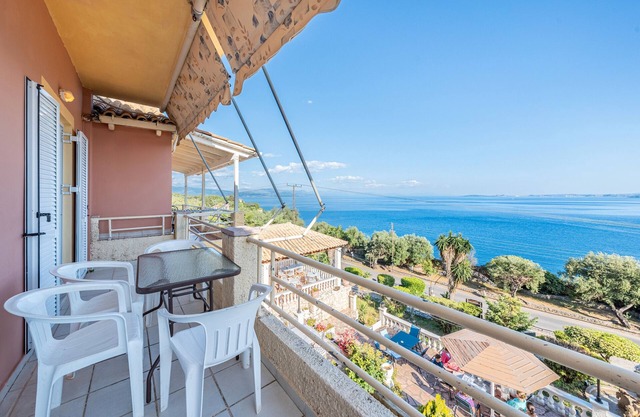 Apartamento 'Stefanos Place Sea View' con vistas al mar, Wi-Fi y aire acondicionado