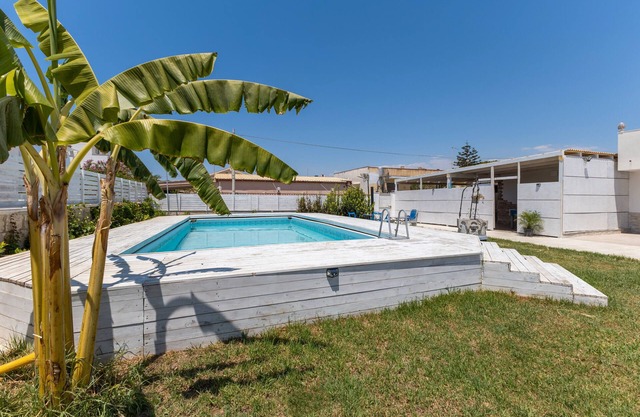 Apartamento 'Stella Marina' con piscina compartida, Wi-Fi y aire acondicionado