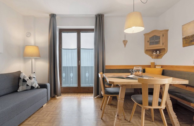 Apartamento 'Stieberhof' con vistas a la montaña, jardín comunitario y wifi