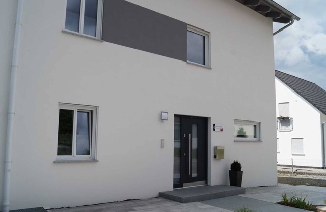 Apartment Strawberry - 2-raum-ferienwohnung Anne Bechinger , Du/wc, 65 qm, DG
