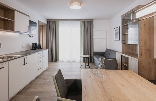 Apartment suite 2-6 people
