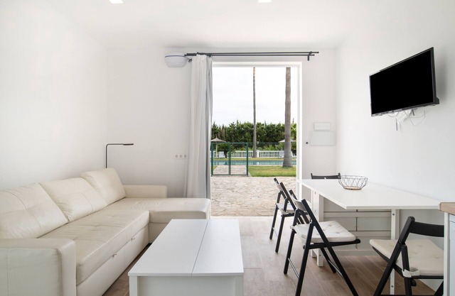 Apartamento 'Suite 5 In Natural Park' con piscina compartida, Wi-Fi y aire acondicionado