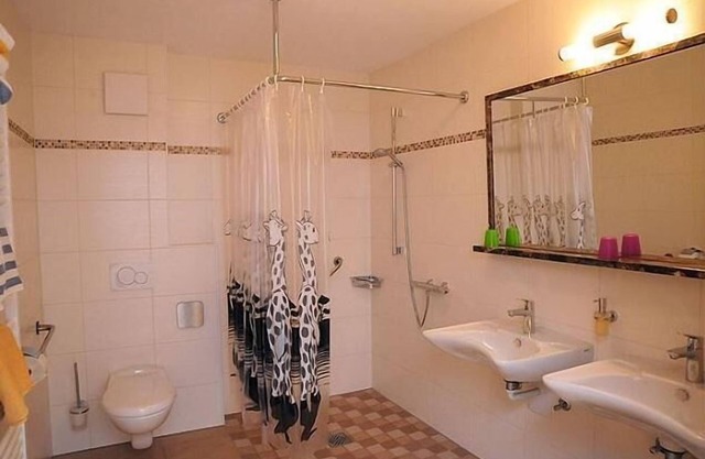 Apartamento verano - 5 estrellas - sin barreras con balcón y wifi gratis