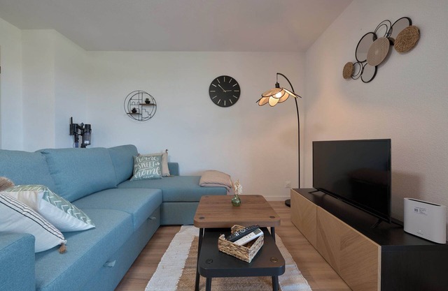 Apartment, terrace, pool, Netflix and WIFI