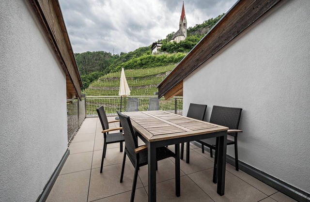 Apartamento "Toni Verena" con vistas a la montaña, sauna compartida y jardín