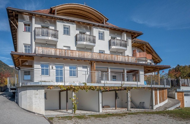 Apartamento "Treyer 6 Typ B" con vistas a la montaña, Wi-Fi, balcón y jardín