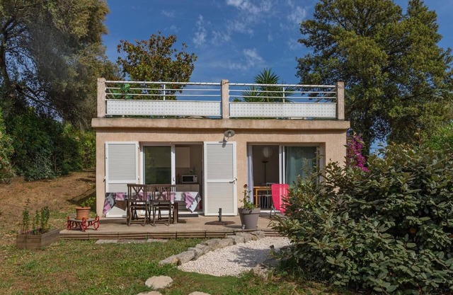 Apartamento 'U Trefulu Neru' con terraza privada, Wi-Fi y aire acondicionado