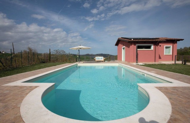 Apartment "Ulivo" with Shared Pool & Wi-Fi