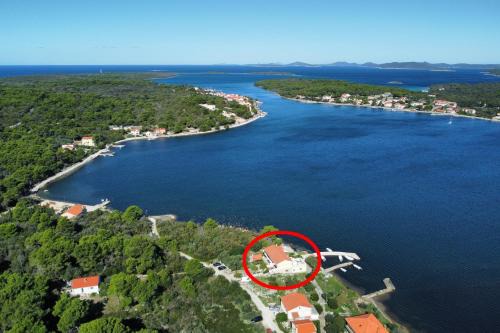 Apartment Veli Rat 438b