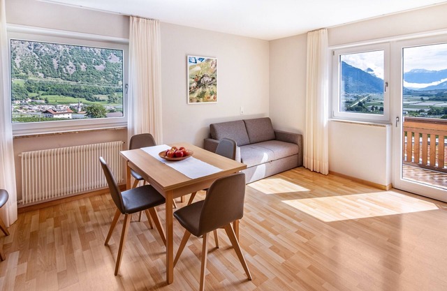 Apartamento 'Vermoi' con vistas a la montaña, jardín compartido y Wi-Fi
