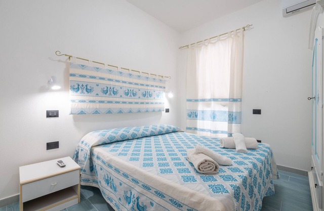 Apartamento 'Villa Erica Appartamento Yuri' con vistas a la montaña, Wi-Fi y aire acondicionado.