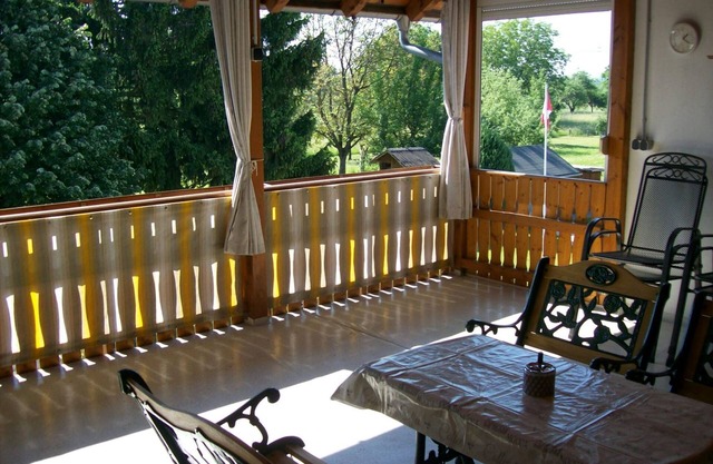 Apartment Viola, 120sqm, handicapped accessible, balcony, 2 bedrooms, max. 4 people