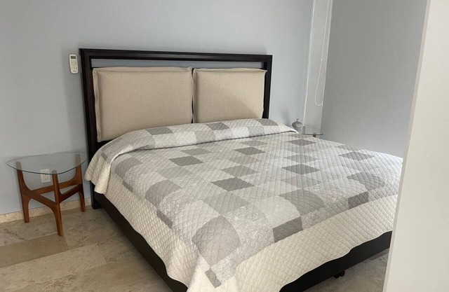 Apartamento con hermosa vista a la bahía