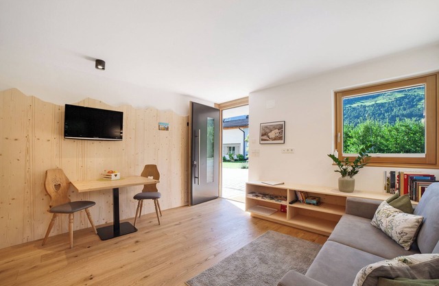 Apartamento "Waalhof Ferienwohnung Gala" con vistas a la montaña, jardín compartido y Wi-Fi