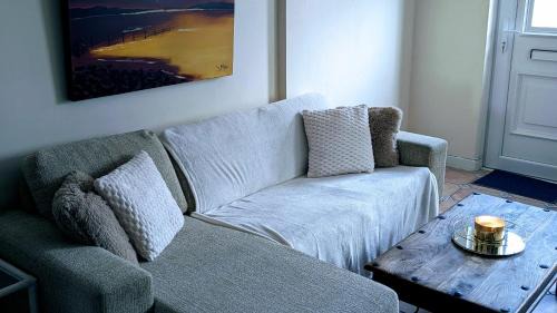 Apartment Wexford Crescent Mall