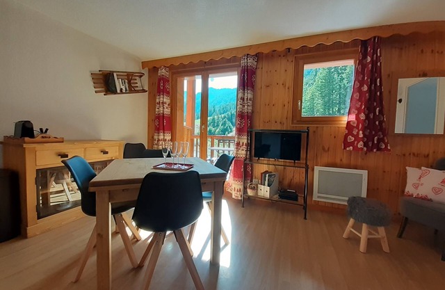 Apartment with view in Molines in the heart of Queyras