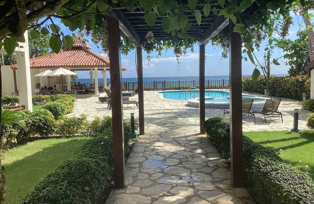Apartment with from ocean view
