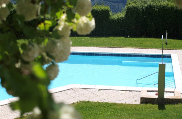 Apartment with 3 double beds 2 bathrooms in the south of South Tyrol with pool, playground....